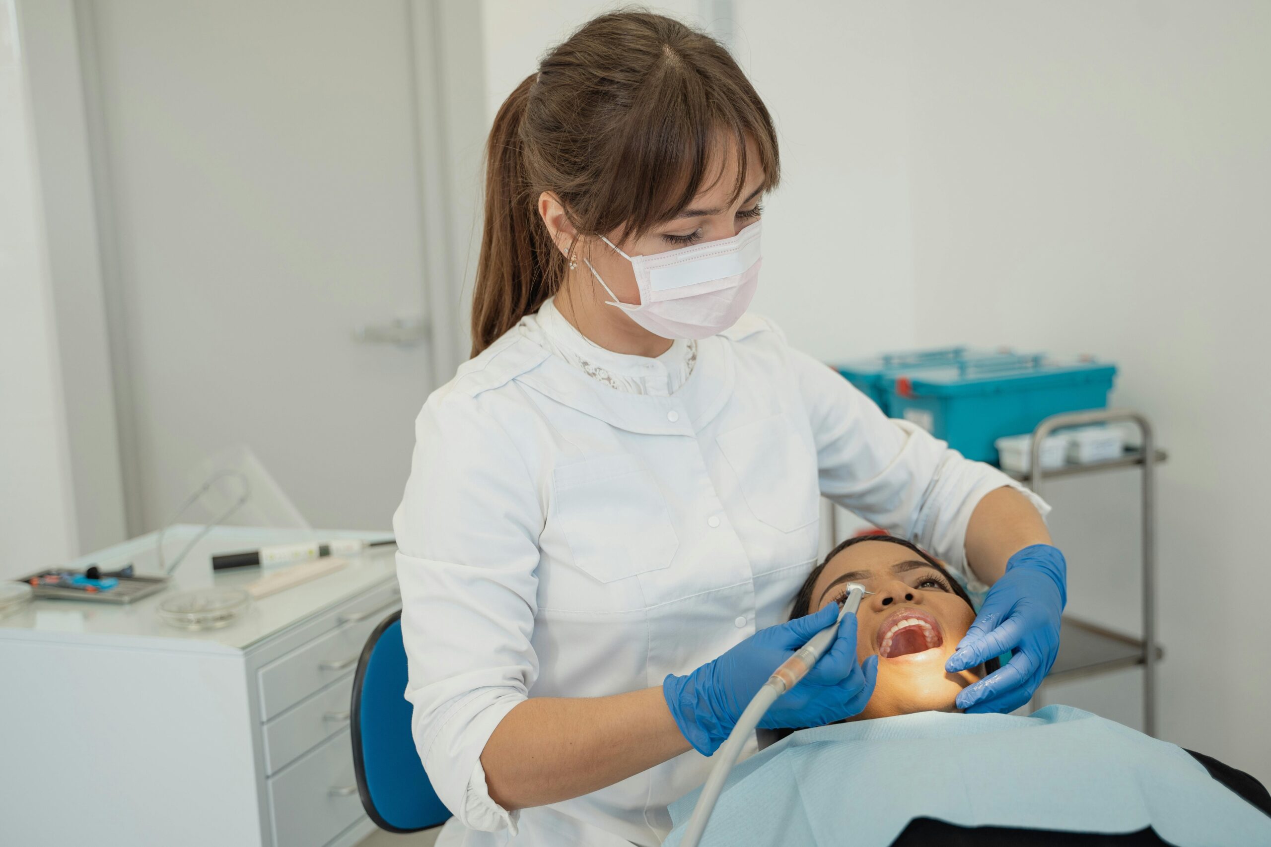 AESTHETIC DENTISTRY